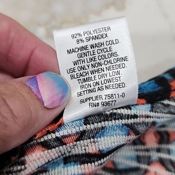 East 5th Top Short Sleeve Geometric Stretch Women's Large - Picture 5 of 5